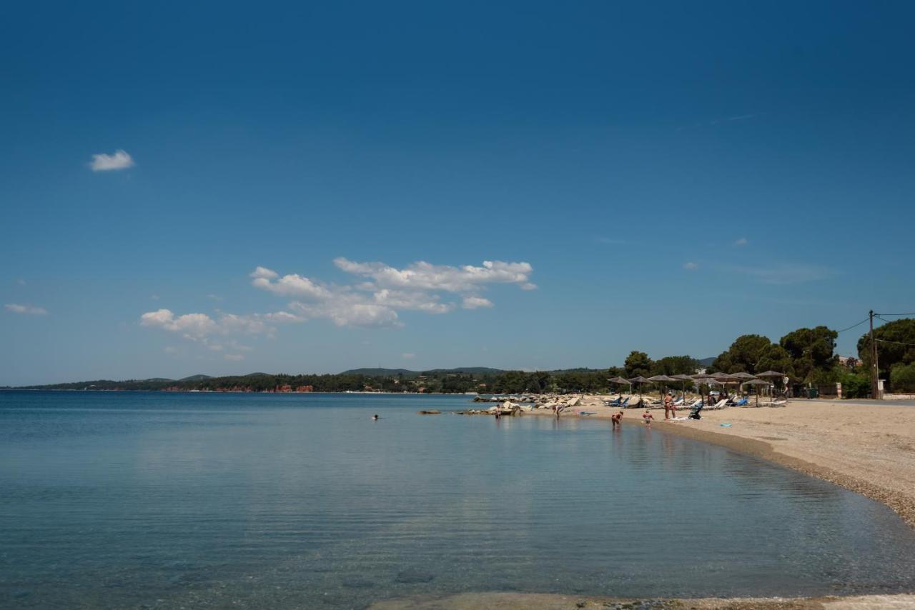 Itaka Familiy Apartments - Halkidiki Suites Com Никити Экстерьер фото